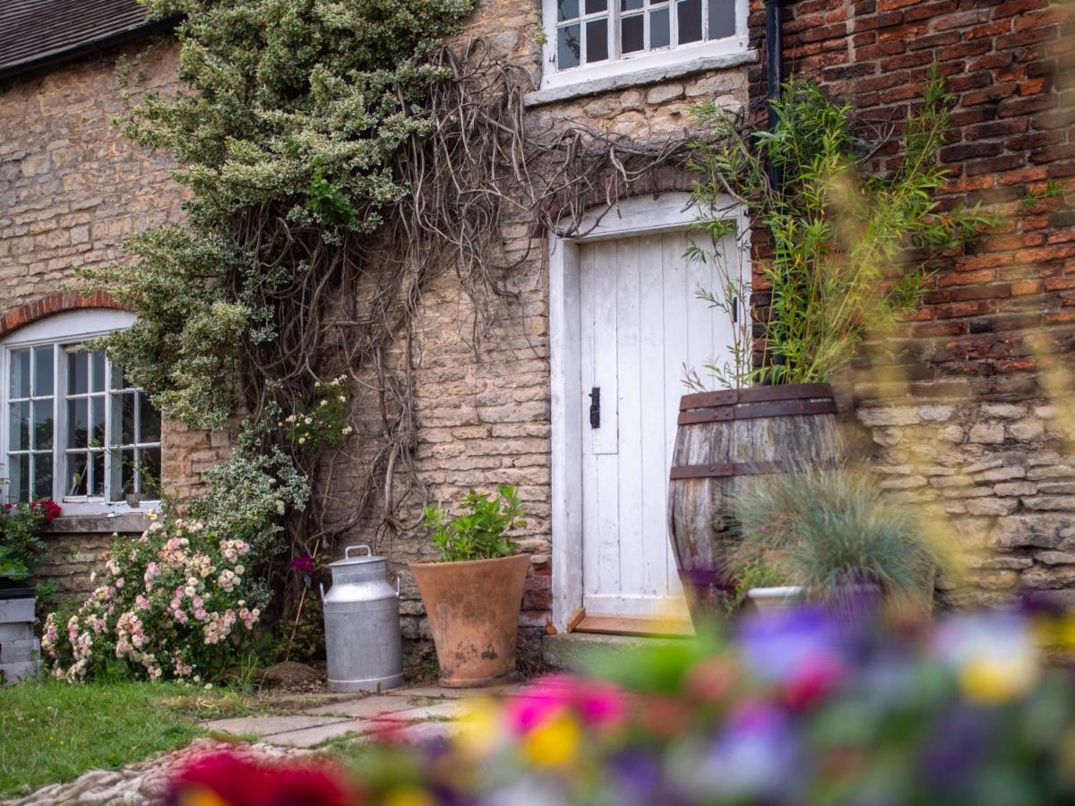 Country Cottage With Spa, Catering, Gardens, Nature Reserve Walks - Free Parking, Self Checkin Scunthorpe Esterno foto