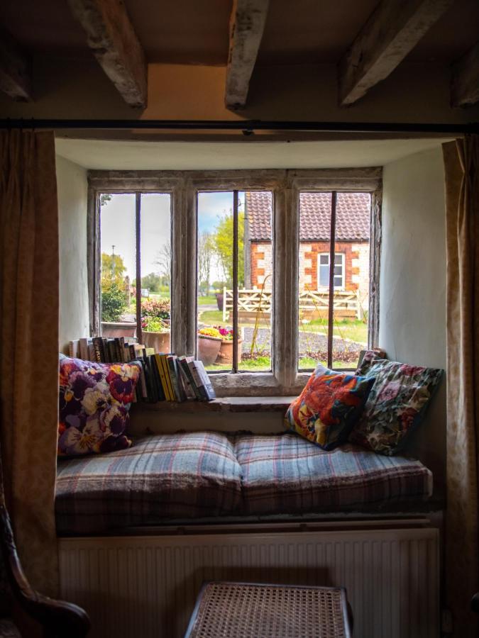 Country Cottage With Spa, Catering, Gardens, Nature Reserve Walks - Free Parking, Self Checkin Scunthorpe Esterno foto